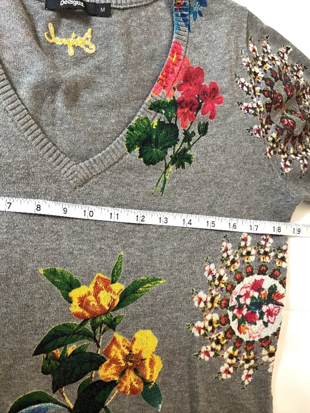 Desigual "Perkins" Floral V-neck Sweater - Picture 7 of 11